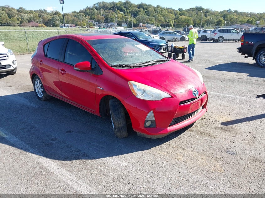 TOYOTA PRIUS C FOUR
