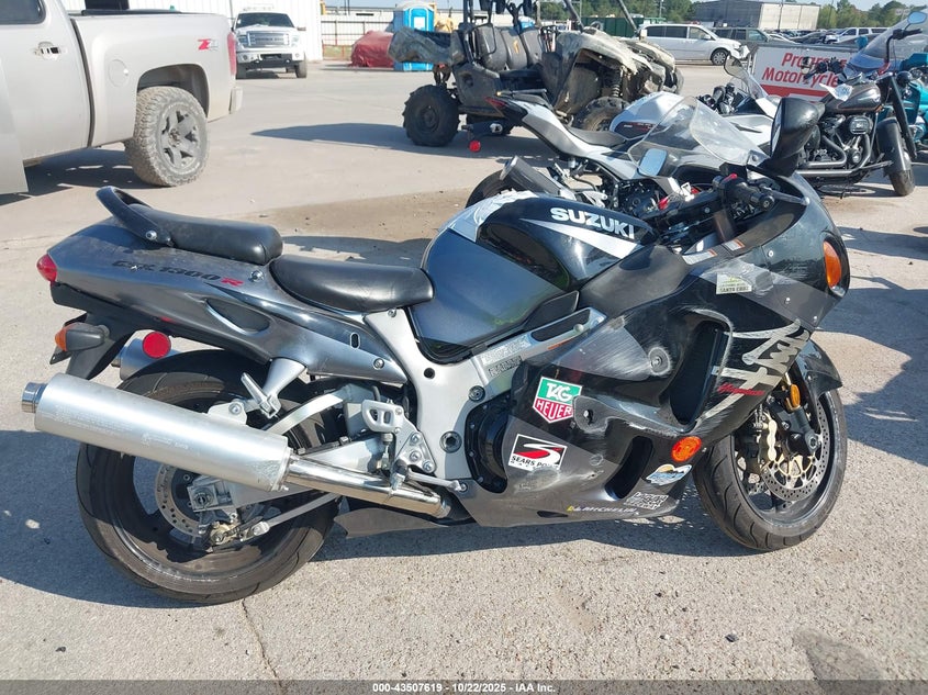 2003 Suzuki Gsx1300 R VIN: JS1GW71A932103983 Lot: 43507619