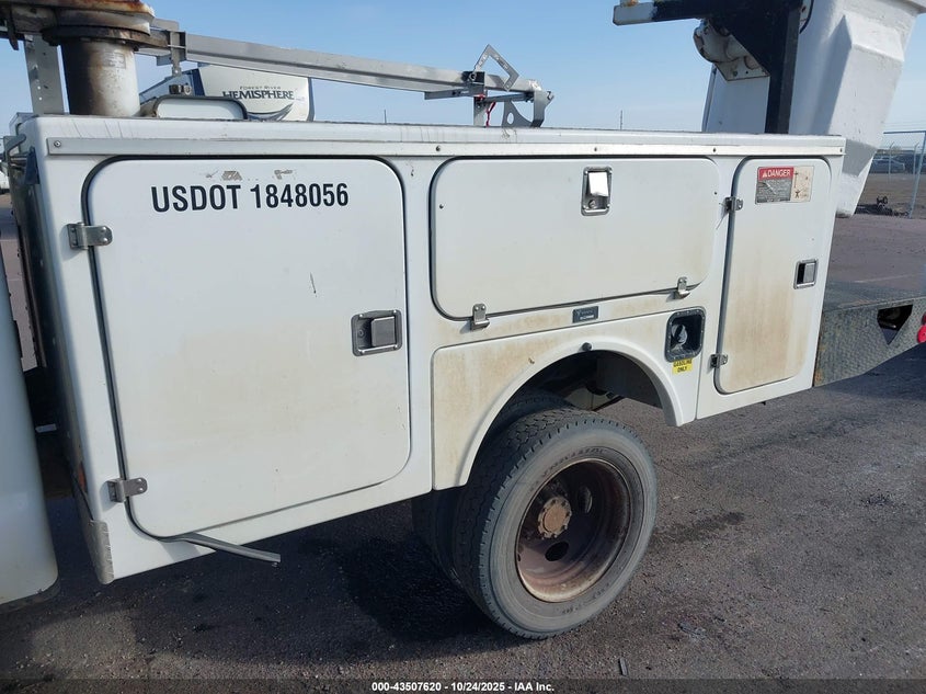 1FDAF56Y96EA33194 2006 FORD F550 photo no. 12
