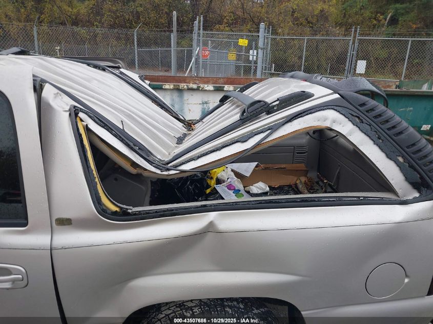 2005 Chevrolet Suburban 1500 Lt VIN: 3GNFK16Z25G185579 Lot: 43507686