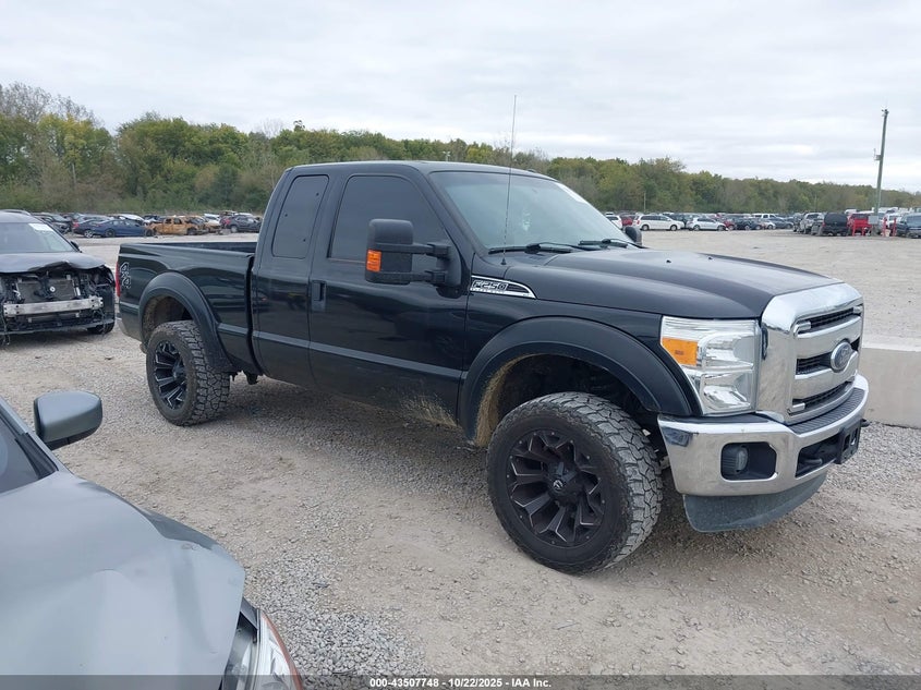 FORD F-250 XLT