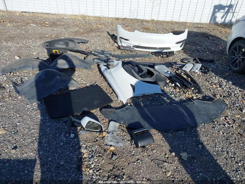 2021 Tesla Model 3 Long Range Dual Motor All-Wheel Drive VIN: 5YJ3E1EB7MF998654 Lot: 43507966