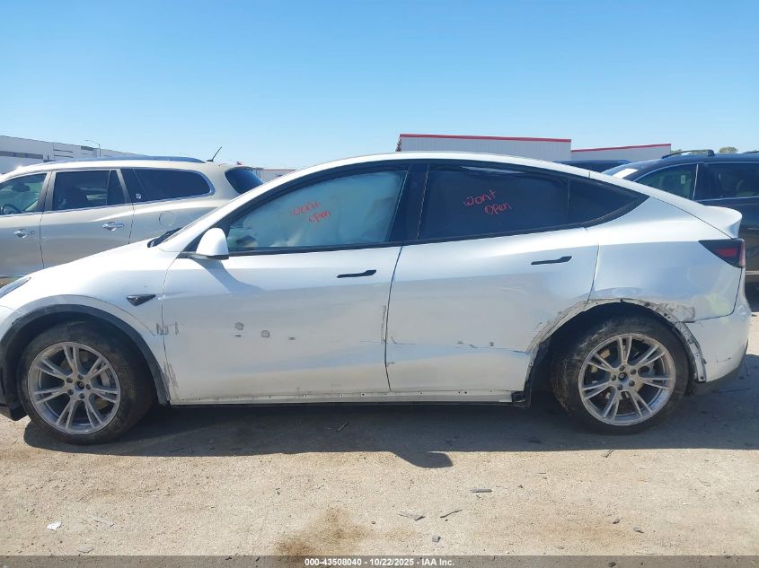 2023 Tesla Model Y Awd/Long Range Dual Motor All-Wheel Drive VIN: 7SAYGDEE4PA167788 Lot: 43508040