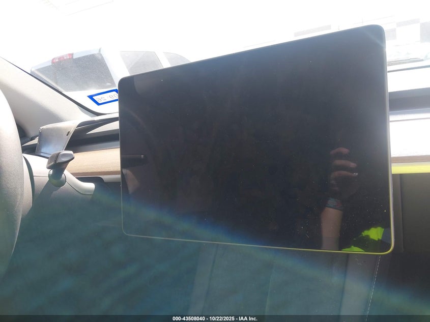 2023 Tesla Model Y Awd/Long Range Dual Motor All-Wheel Drive VIN: 7SAYGDEE4PA167788 Lot: 43508040