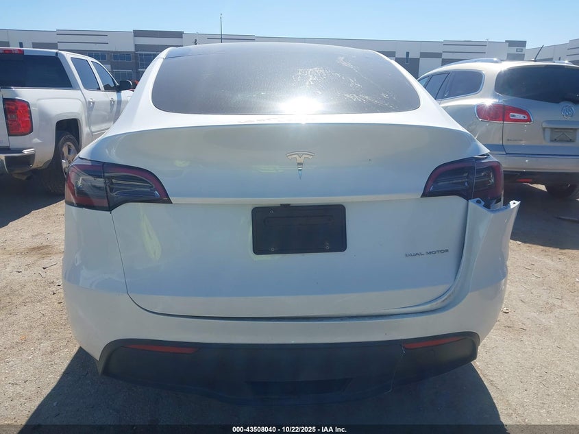 2023 Tesla Model Y Awd/Long Range Dual Motor All-Wheel Drive VIN: 7SAYGDEE4PA167788 Lot: 43508040