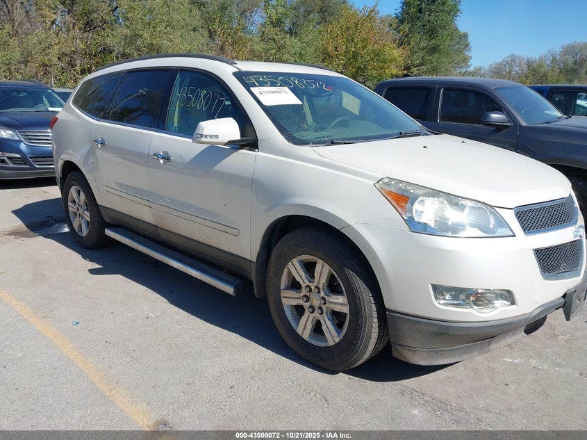 CHEVROLET TRAVERSE 2LT