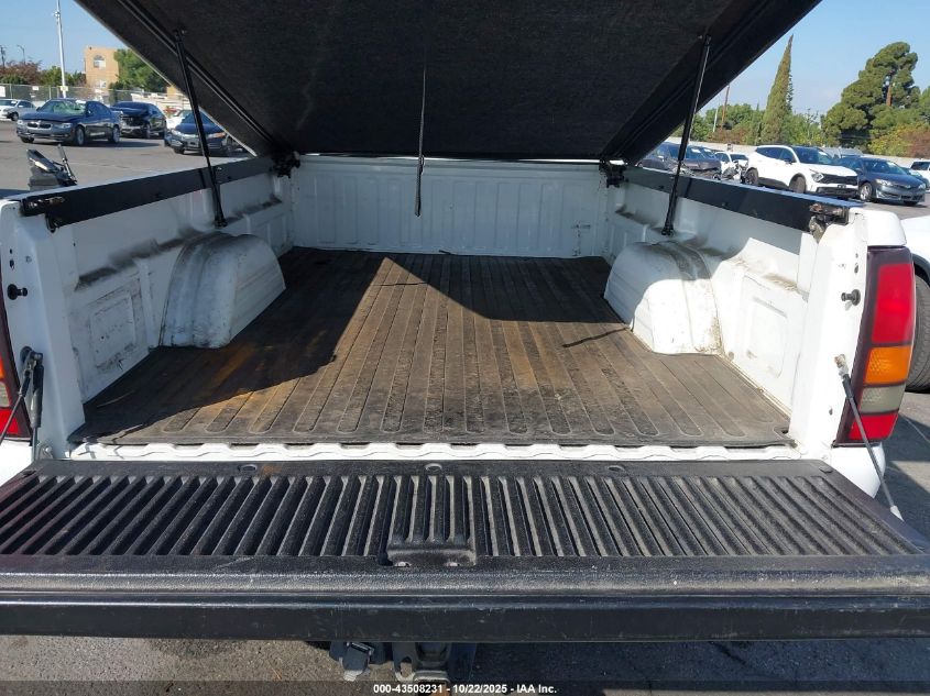 2006 GMC Sierra 2500Hd Slt VIN: 1GTHC23D86F215698 Lot: 43508231