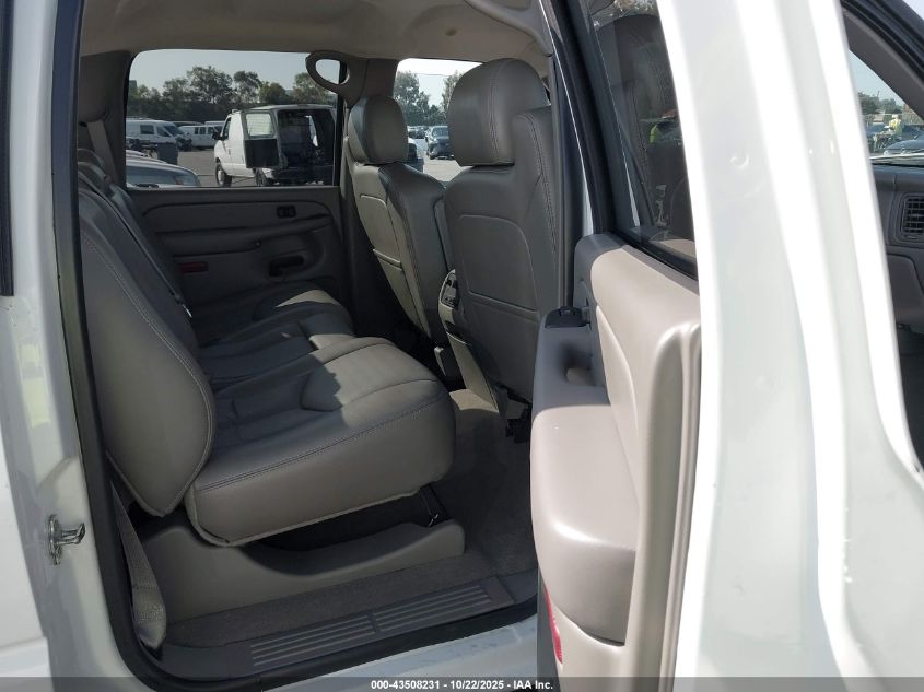 2006 GMC Sierra 2500Hd Slt VIN: 1GTHC23D86F215698 Lot: 43508231