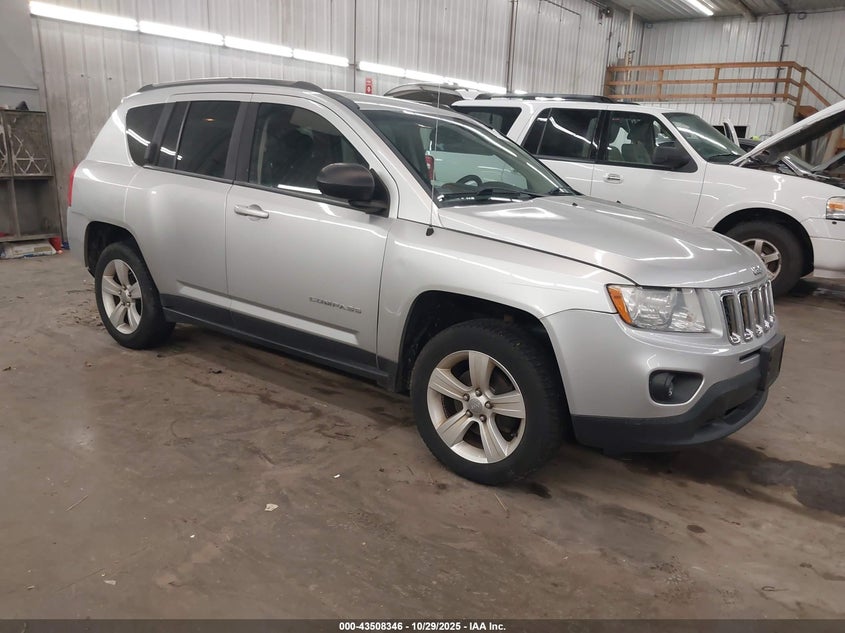 JEEP COMPASS LATITUDE