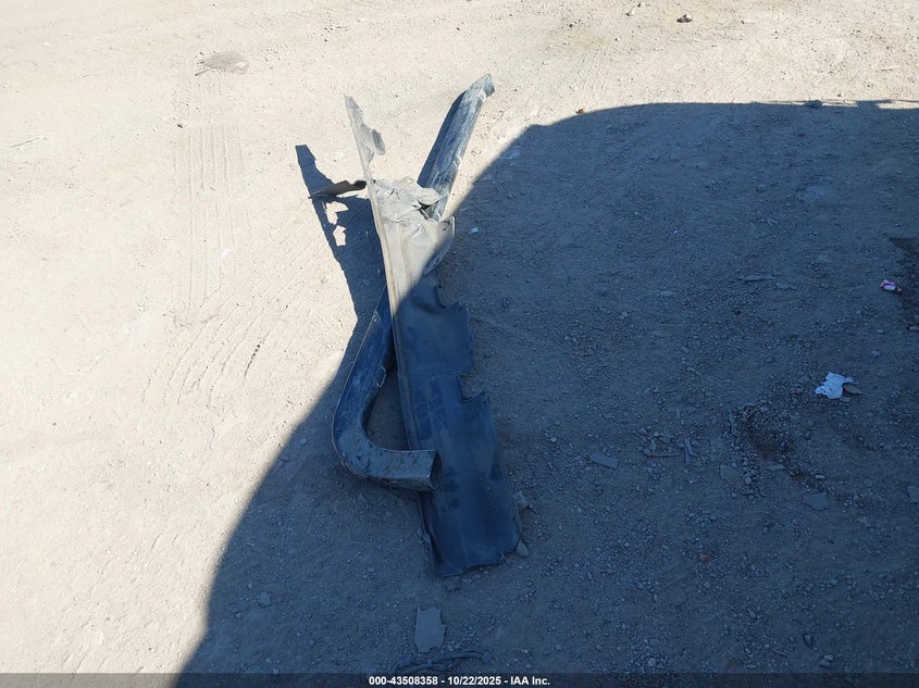 2005 Chevrolet Tahoe Z71 VIN: 1GNEK13T15R184726 Lot: 43508358