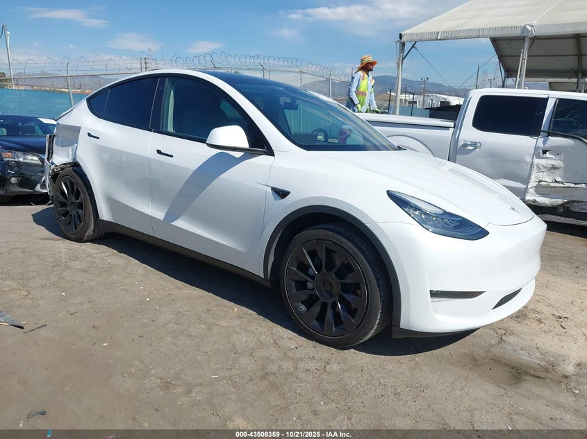 TESLA MODEL Y AWD/LONG RANGE DUAL MOTOR ALL-WHEEL DRIVE