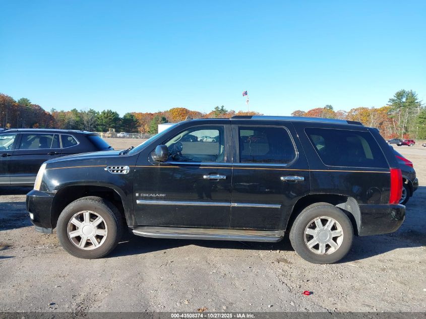2009 Cadillac Escalade Standard VIN: 1GYFK232X9R143845 Lot: 43508374