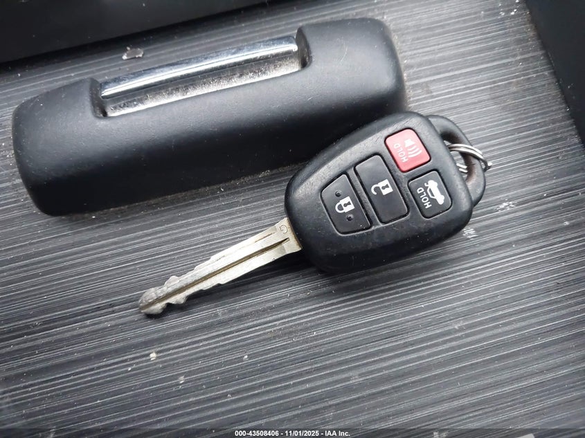 4T1BF1FK9EU774748 2014 TOYOTA CAMRY photo no. 11