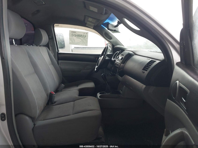5TEPX42N68Z523044 2008 TOYOTA TACOMA photo no. 5