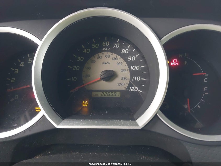 5TEPX42N68Z523044 2008 TOYOTA TACOMA photo no. 7