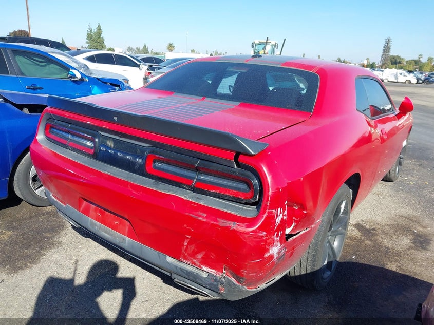 Vin: 2c3cdzag5hh618251, lot: 44003431, dodge challenger sxt 20174