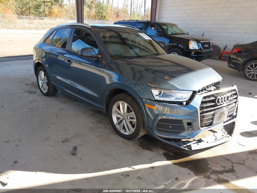 AUDI Q3 2.0T PREMIUM