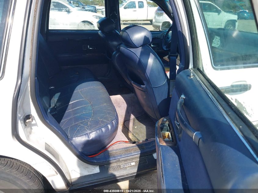1LNLM81W6SY740834 1995 LINCOLN TOWN CAR photo no. 8
