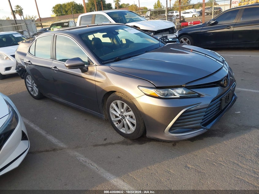 2022 TOYOTA CAMRY LE - 4T1C11AK8NU713899