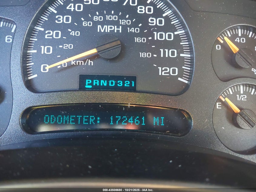 2005 Cadillac Escalade Standard VIN: 1GYEK63N25R227102 Lot: 43508680