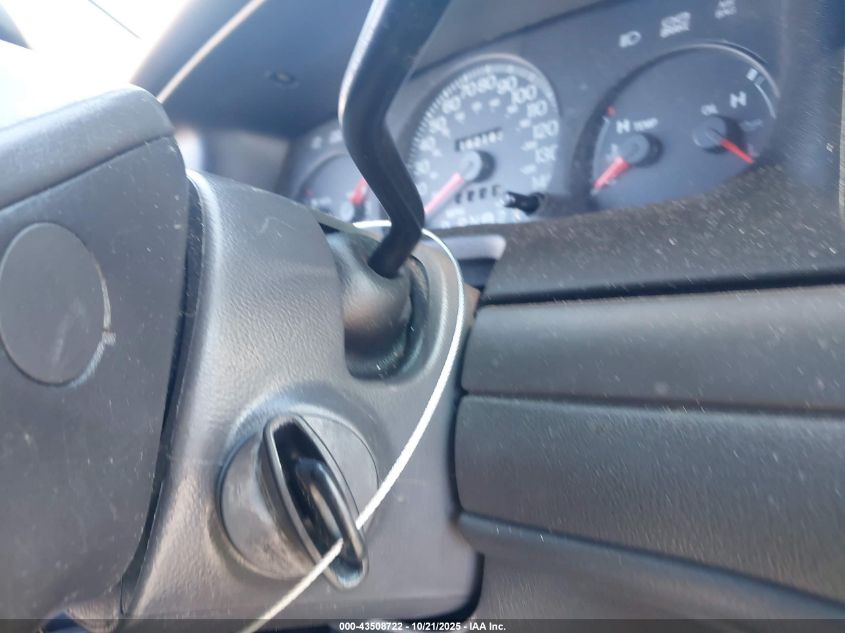 2004 Ford Crown Victoria Police VIN: 2FAFP71W54X185452 Lot: 43508722