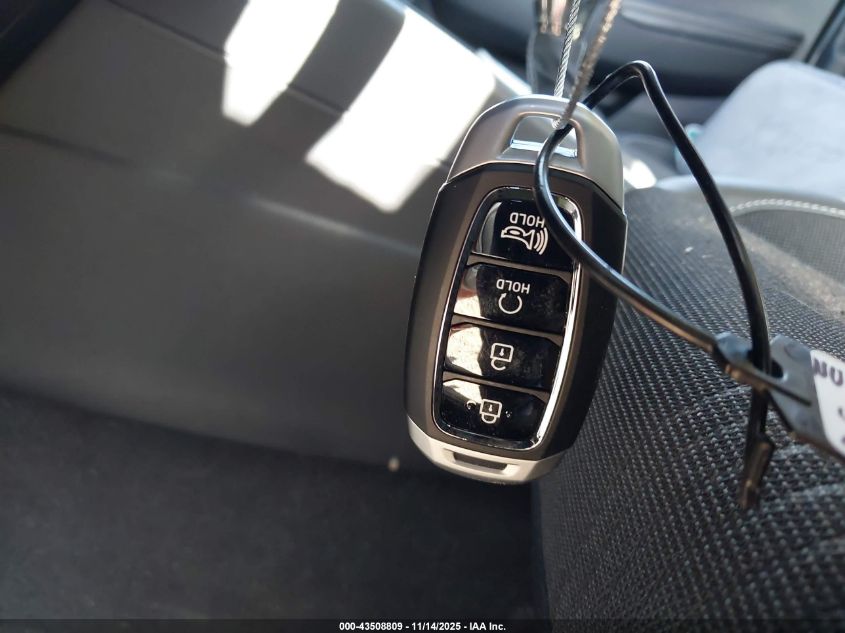 2022 Hyundai Venue Limited VIN: KMHRC8A39NU178815 Lot: 43508809