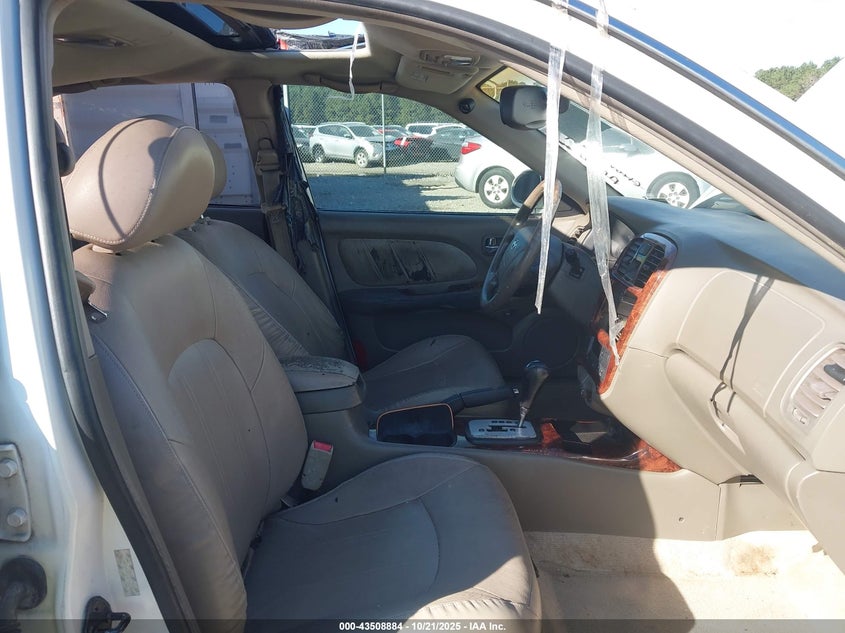 KMHWF35H53A855568 2003 HYUNDAI SONATA photo no. 5