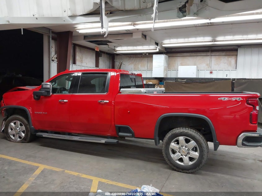 1GC4YUE71MF147874 2021 CHEVROLET SILVERADO photo no. 14