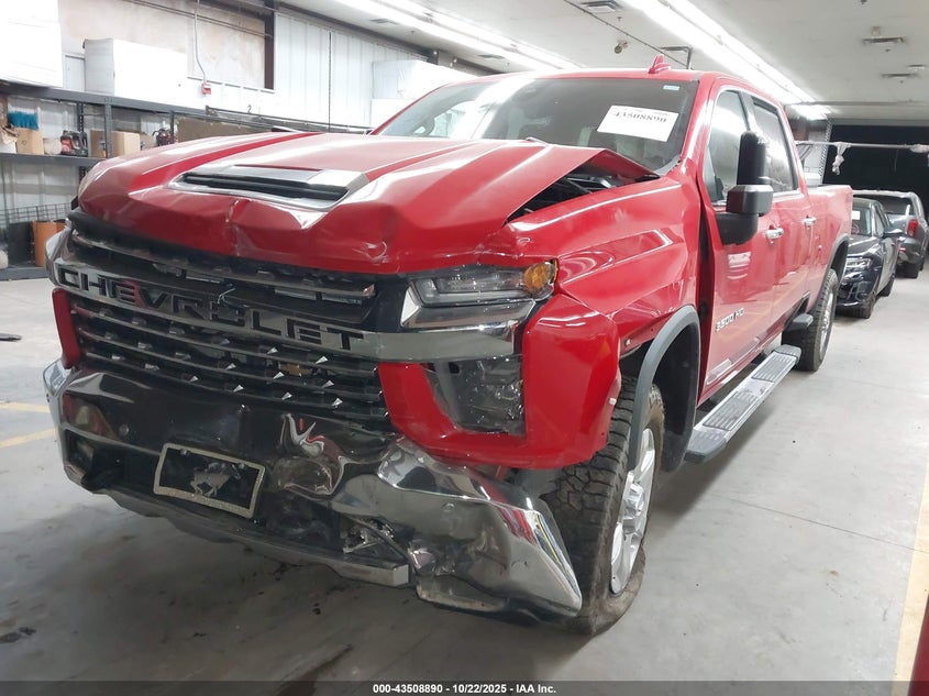 1GC4YUE71MF147874 2021 CHEVROLET SILVERADO photo no. 2