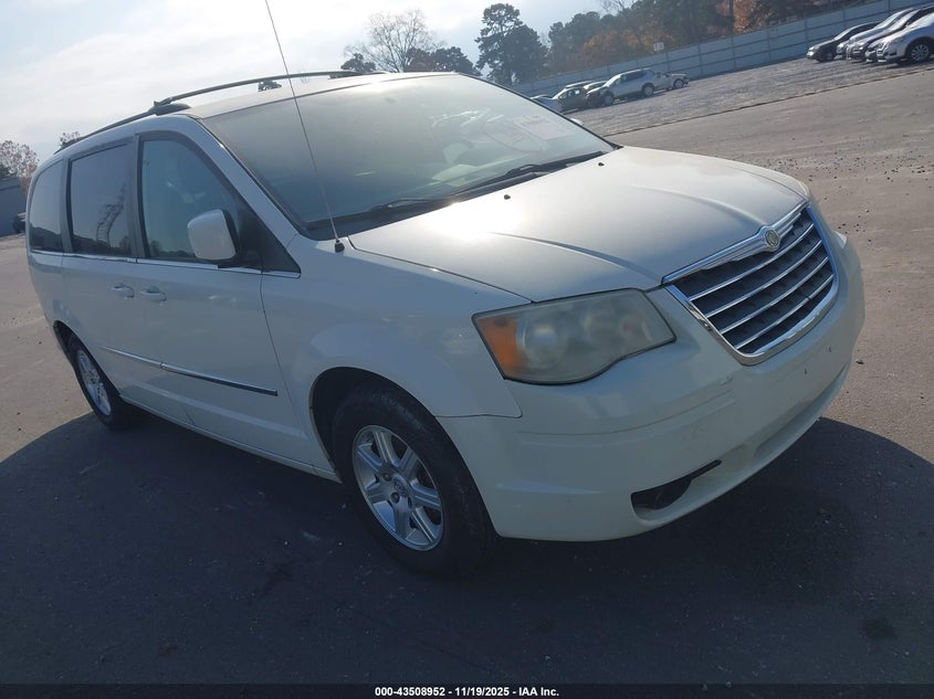 2A4RR5D12AR463658 2010 Chrysler Town & Country Touring auction photo 1