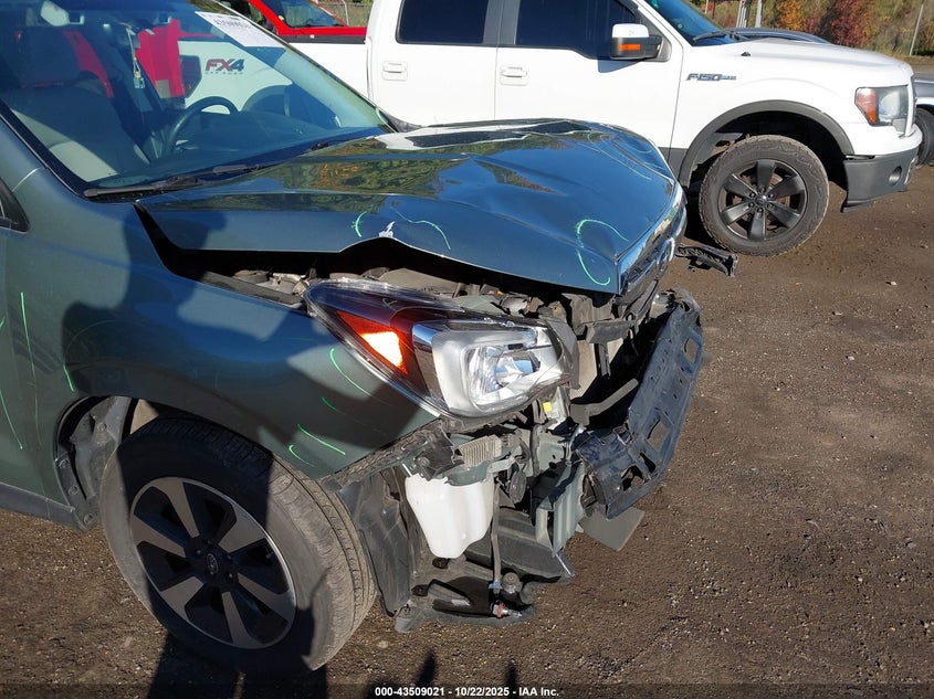 2017 SUBARU FORESTER 2.5I PREMIUM JF2SJAGCXHH491526