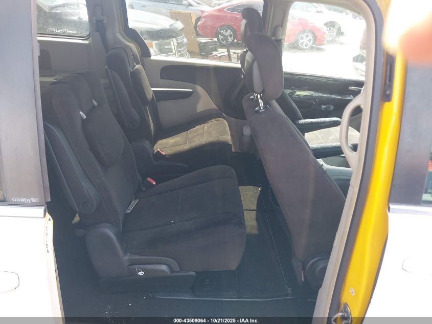 2011 Dodge Grand Caravan Crew VIN: 2D4RN5DG2BR651333 Lot: 43509064