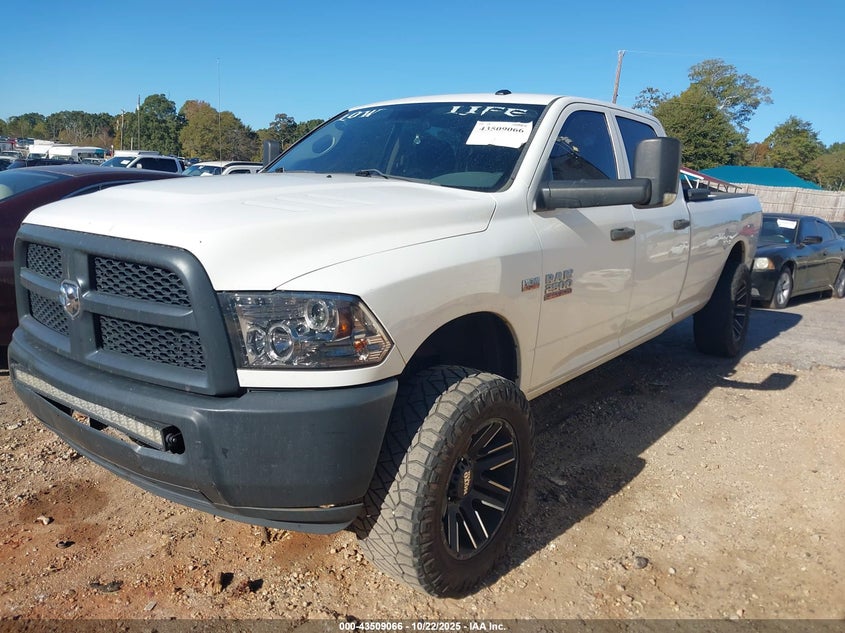 Vin: 3c6tr5ht4dg562880, lot: 44004028, ram 2500 tradesman 20132