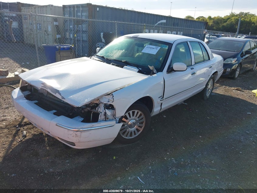 2MEHM75V46X618256 2006 MERCURY GRAND MARQUIS photo no. 2