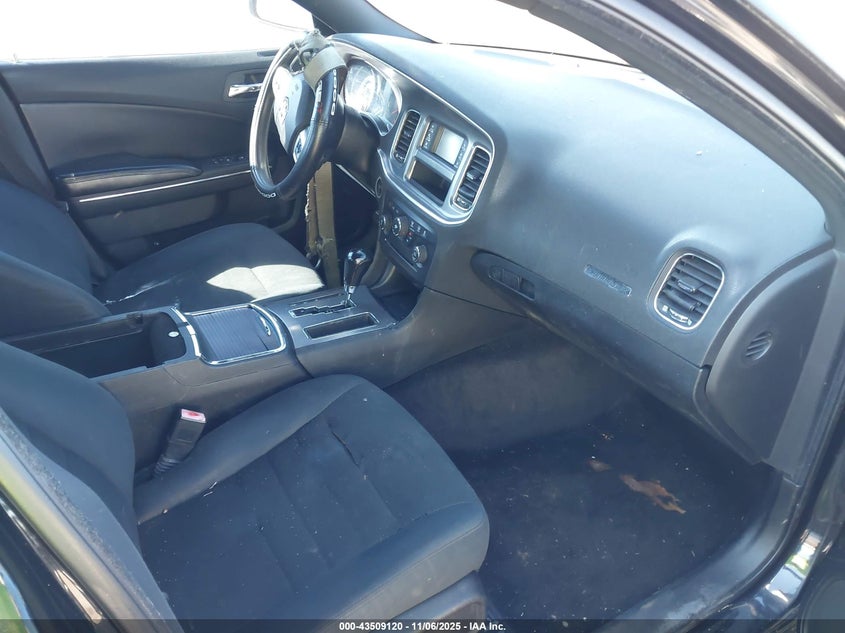 2B3CL3CG3BH567057 2011 DODGE CHARGER photo no. 5