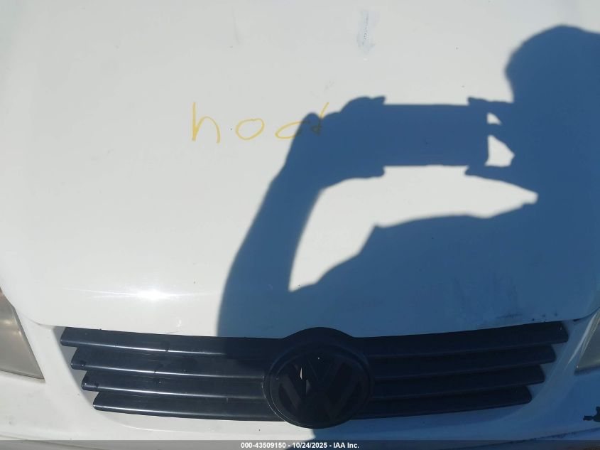 2003 Volkswagen Jetta Gls 2.0L VIN: 3VWSK69M83M106030 Lot: 43509150