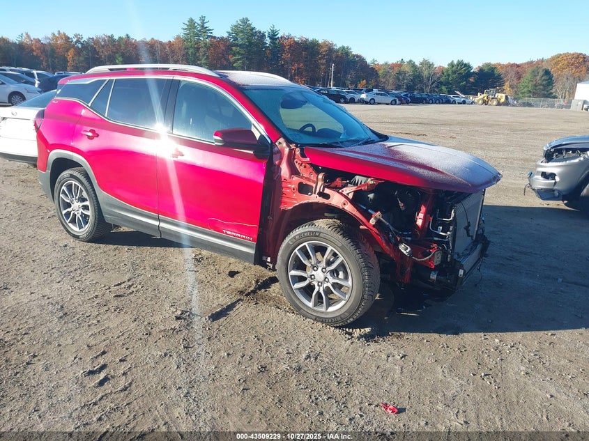 2022 GMC TERRAIN AWD SLT - 3GKALVEV7NL159769