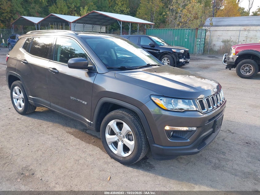 2019 JEEP COMPASS LATITUDE 4X4 - 3C4NJDBB7KT599963