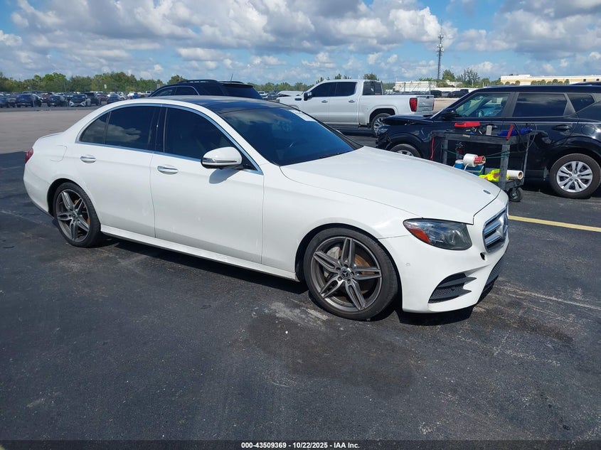 MERCEDES-BENZ E-CLASS E 300