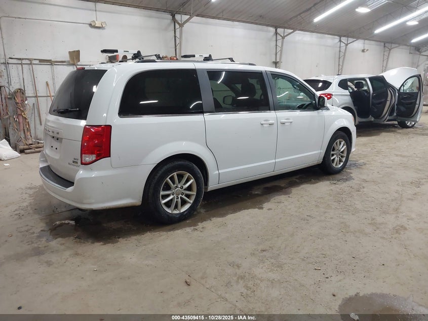 2018 DODGE GRAND CARAVAN SXT 2C4RDGCG4JR360232