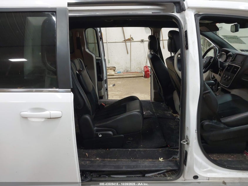 2018 DODGE GRAND CARAVAN SXT 2C4RDGCG4JR360232