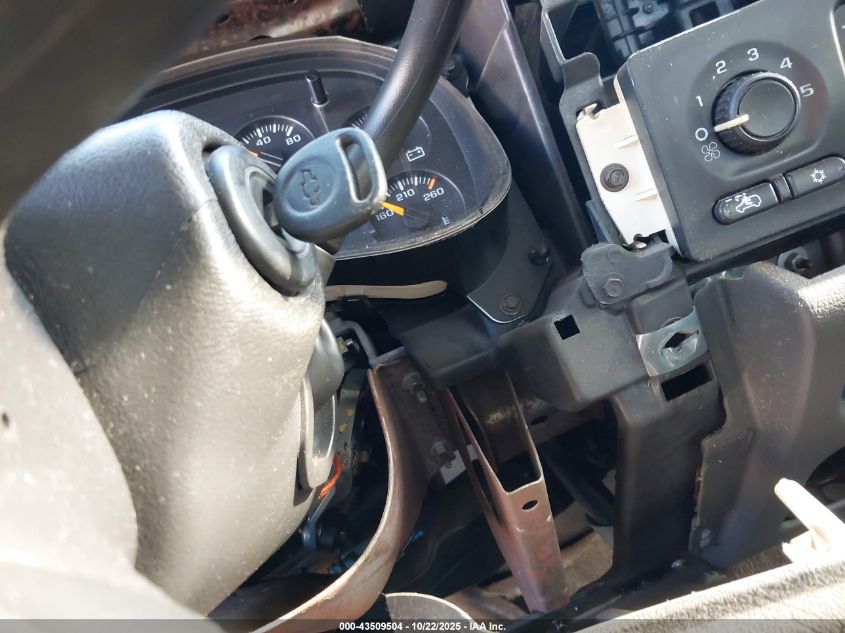 2004 Chevrolet Silverado 1500 Ls VIN: 2GCEC19T441372080 Lot: 43509504