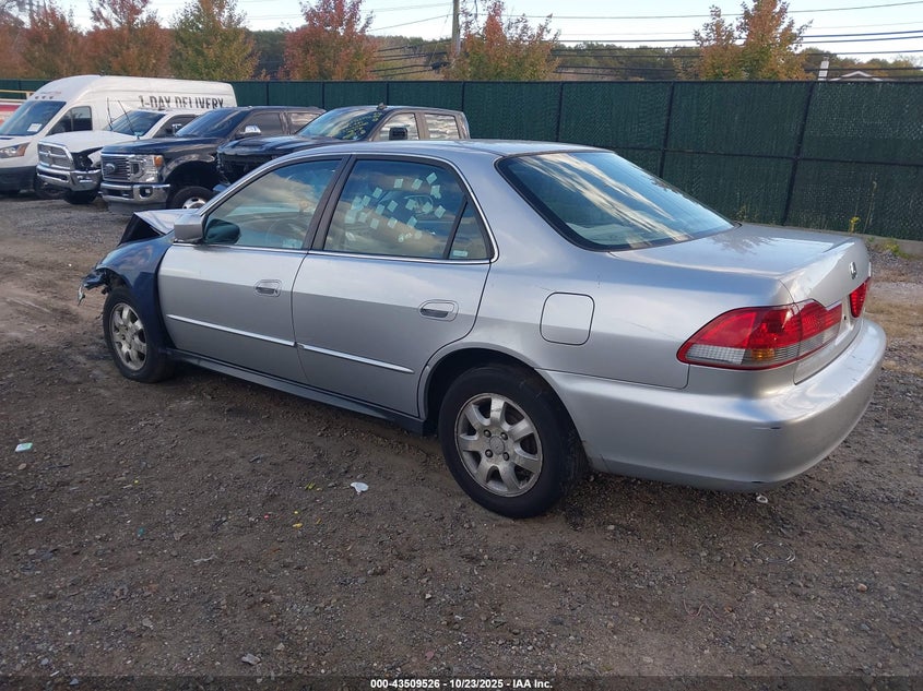 1HGCG66512A145254 2002 HONDA ACCORD photo no. 3