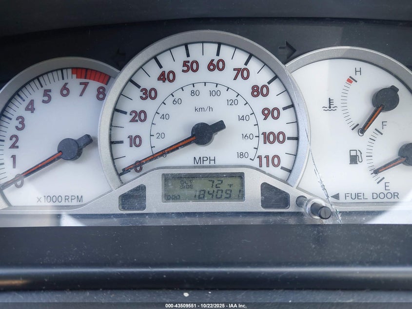 1NXBR32E98Z940208 2008 TOYOTA COROLLA photo no. 7