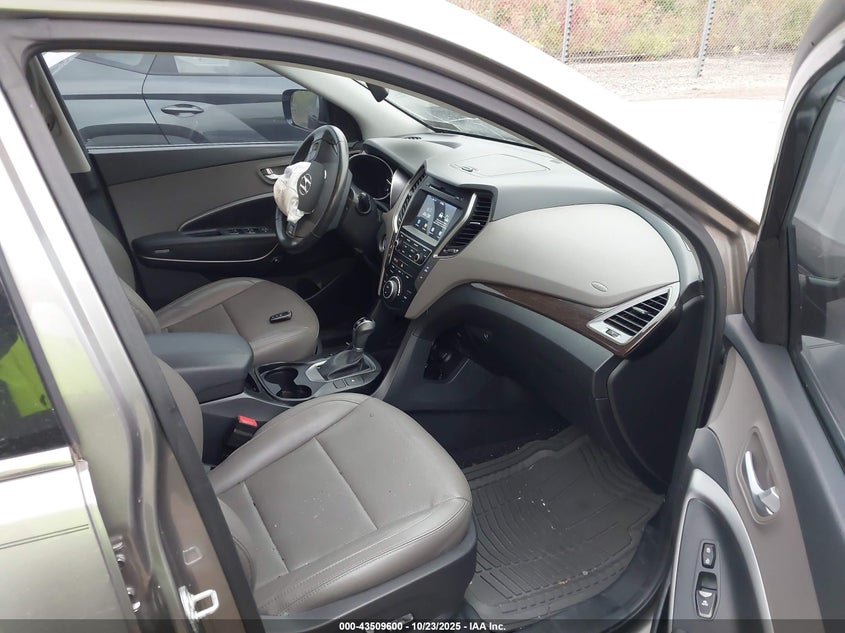 2017 HYUNDAI SANTA FE SPORT 2.4L 5NMZU3LB8HH017375