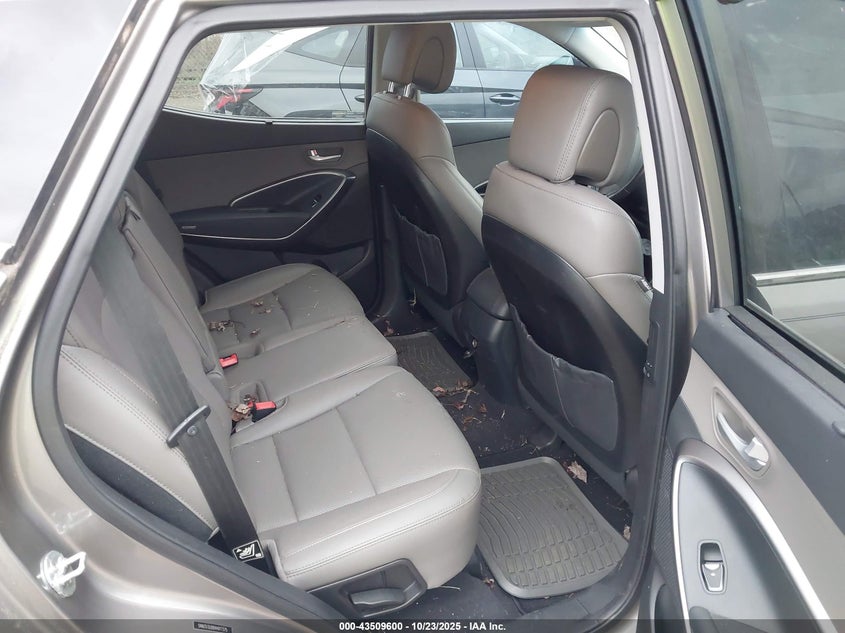 2017 HYUNDAI SANTA FE SPORT 2.4L 5NMZU3LB8HH017375