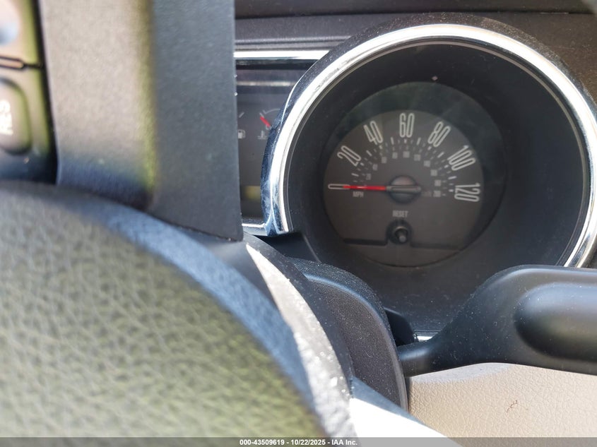 1ZVFT80N155258286 2005 FORD MUSTANG photo no. 7