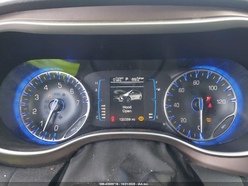 2017 Chrysler Pacifica Touring-L VIN: 2C4RC1BG1HR730306 Lot: 43509716