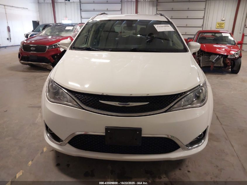 2020 Chrysler Pacifica Touring L VIN: 2C4RC1BG2LR112890 Lot: 43509808