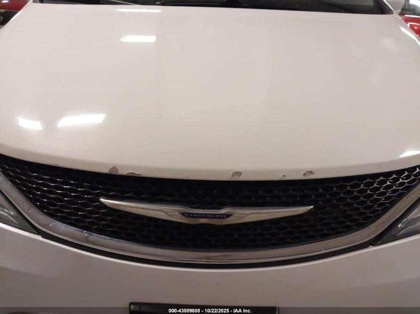 2020 Chrysler Pacifica Touring L VIN: 2C4RC1BG2LR112890 Lot: 43509808